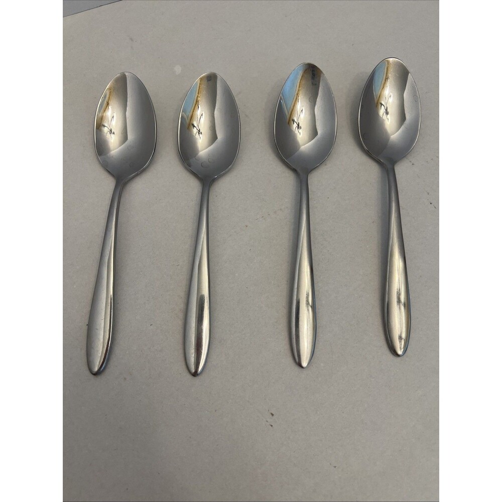 Oneida Mooncrest Trista Luann Jennifer 4 Piece Everyday Flatware Soup Spoons